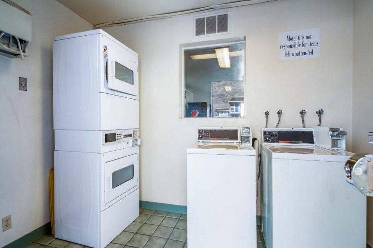 Motel 6 Wendover Zewnętrze zdjęcie
